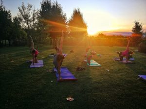 yoga all'aperto